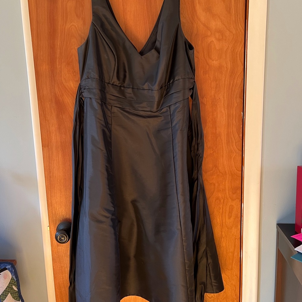 Formal dress black tea length